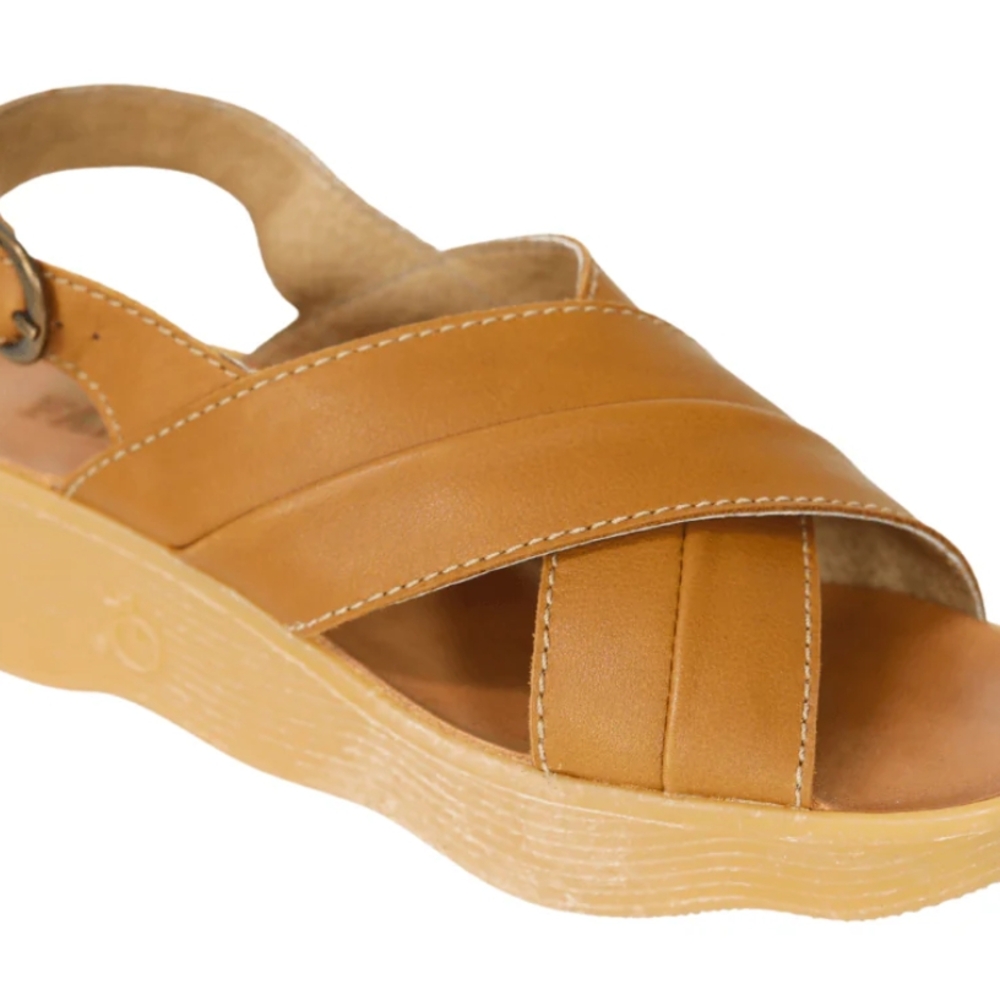 Famolare 'Chris Cross' Sandals- Cognac, Size 9, New w/out Box